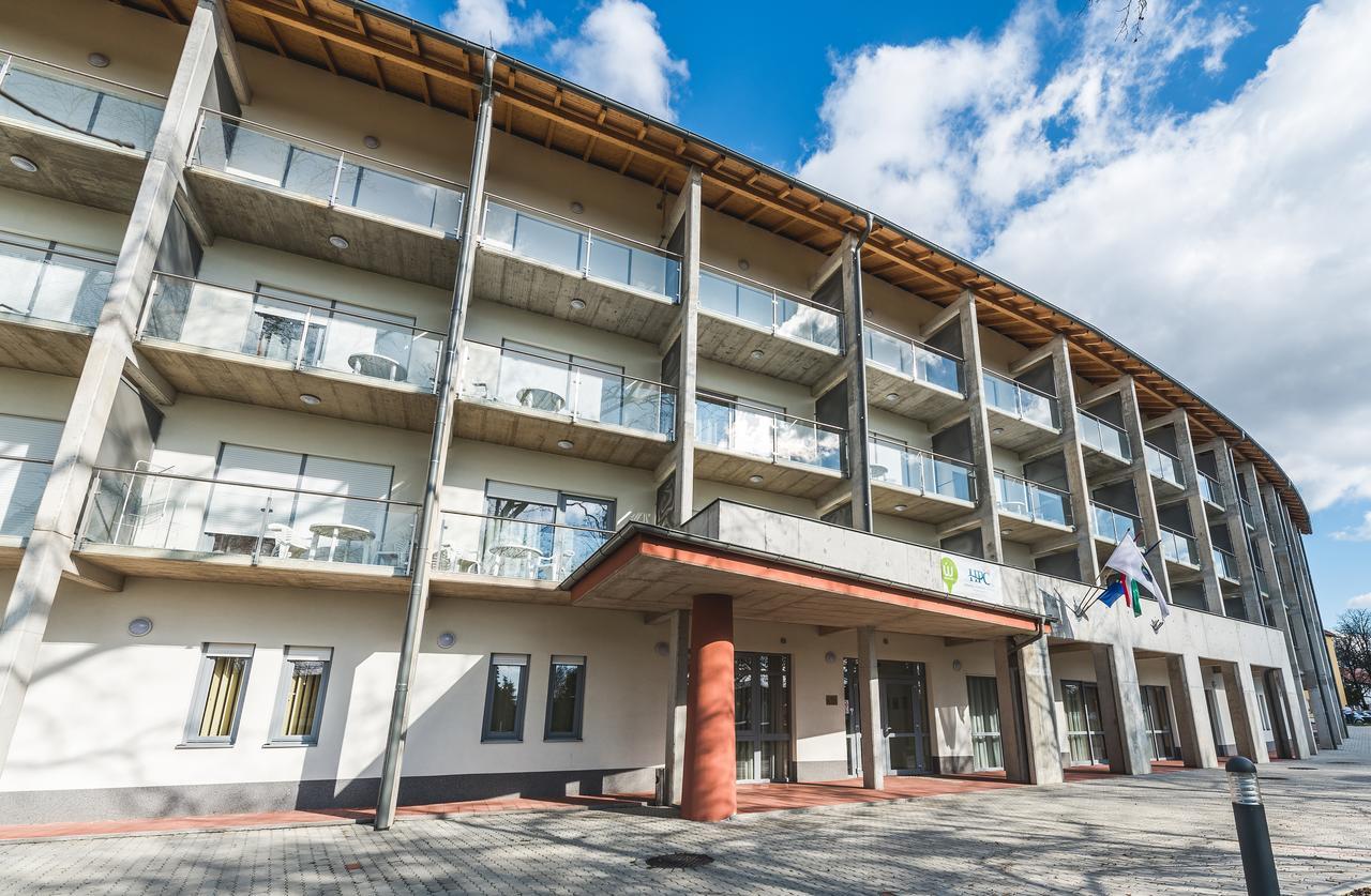 Harkanyi Psoriasis Centrum Exterior foto